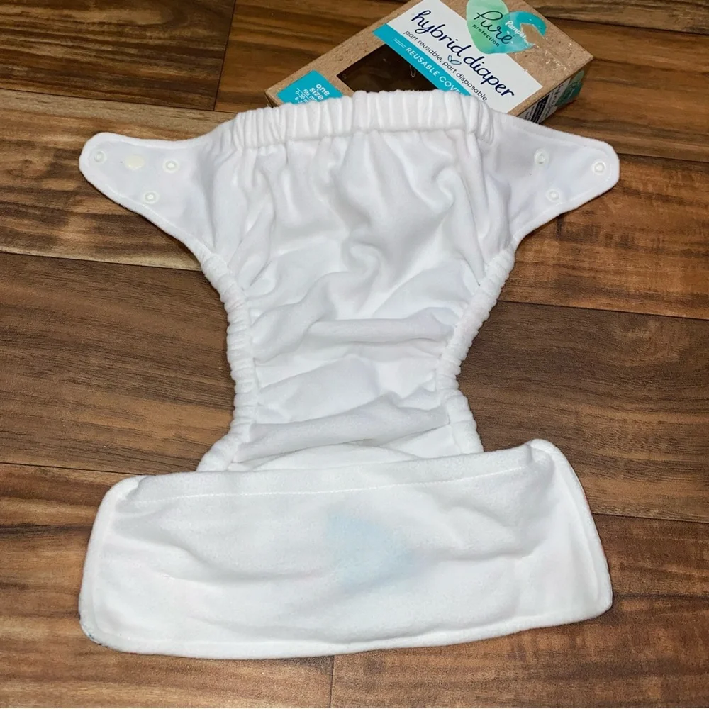 Pampers hybrid Reusable Diaper Cover One size fits most 0-30 months, 8-35lb